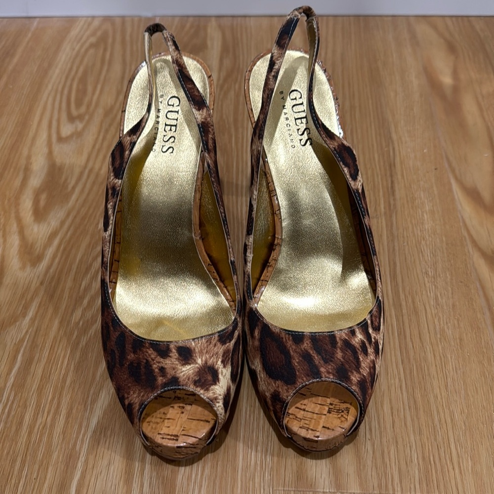 NWOT Vintage Guess leopard Slingbacks sz7